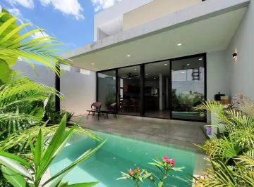 1 · Casa en Venta Zona de Alta Plusvalía y Conectividad en Merida Yucatan