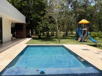 Casa en condominio de 4 habitaciones, Mérida · Casa de 1200 m² con 4 Recámaras en Renta en Club de Golf La Ceiba en Merida, Yucatan