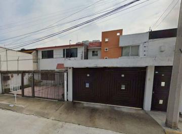 Casa de 3 habitaciones, Atizapán de Zaragoza · Casa en Venta en Jardines de Atizapán, Edo. Mex.