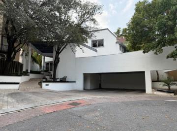 1 · Casa en Venta en Colinas de San Agustin, San Pedro Garza García, Nuevo León