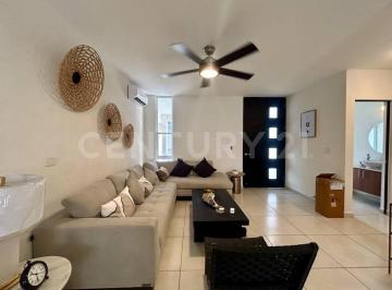 Casa · 157m² · 3 Recámaras · 2 Estacionamientos · Casa en Renta Amueblada | Jardines del Sur 6 | 3 Recámaras