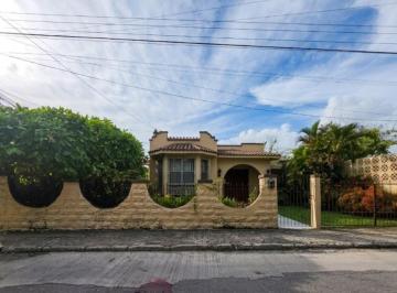 Casa · 378m² · 3 Recámaras · Casa en Altavista