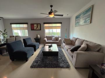 Casa · 301m² · 3 Recámaras · 2 Estacionamientos · Casa en Venta Cumbres Elite 8vo Sector - Arriba de Leones, Monterrey