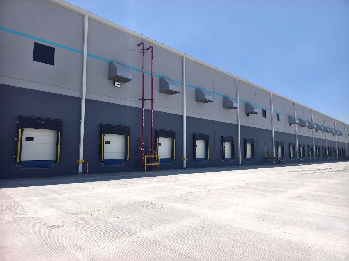 Rent the Best Warehouse in Tultepec: Sprinklers, Cross Dock, 24-Hour Security