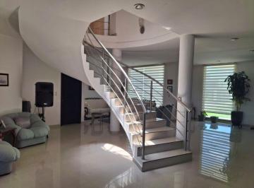 Casa de 5 habitaciones, Pachuca · Casa en Venta en Residencial Jade en Zona Plateada Pachuca de Soto Hidalgo