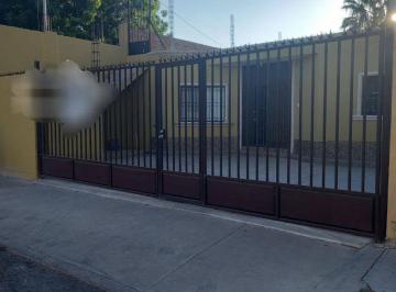 Casa de 2 habitaciones, Hermosillo · En Frenta Colonia Modelo Ideal Para Oficina o Casa Hermosillo Sonora