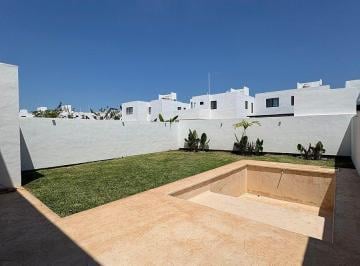 00c73a8e14a7c4e0a50de61724b595842e50e4efa7fca9f024b1c2870f85207d · Casa en Renta Al Norte de Merida con Paneles Solares
