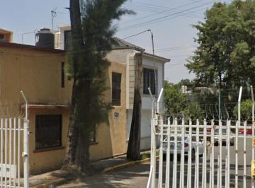 Casa de 3 habitaciones, Coyoacán · Casa 120 m², Remate Bancario Adjudicado en Col. Ctm Culhuacán Sec. VIII Coyoacan, Certeza Jurídica y