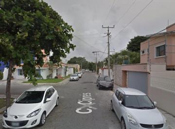 Casa de 4 habitaciones, Benito Juárez · Casa en Venta en Cipres Cancun Recuperacion Bancaria