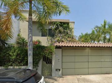 Casa de 4 habitaciones, Puerto Vallarta · Hermosa Casa en Venta en Fluvial Vallarta, Jalisco
