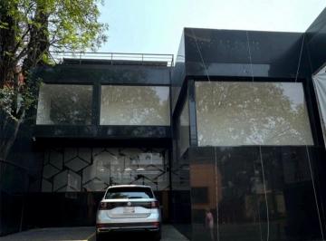 Edificio · 300m² · 3 Estacionamientos · Edificio Comercial en Renta en San Angel