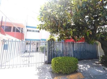 Casa · 225m² · 3 Recámaras · 3 Estacionamientos · Casa en Venta en Jardines de Santa Mónica