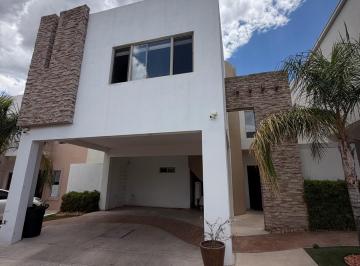 Casa · 211m² · 3 Recámaras · Casa - Fraccionamiento Castilla Reliz