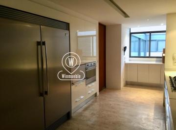 Departamento · 240m² · 2 Recámaras · 4 Estacionamientos · Departamento en Renta en Lomas de Chapultepec
