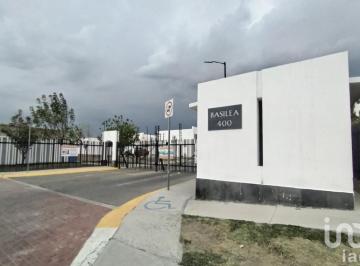 Casa · 93m² · 2 Recámaras · 1 Estacionamiento · Casa en Venta en Fraccionamiento Sendas Residencial en Colinas de La Piedad