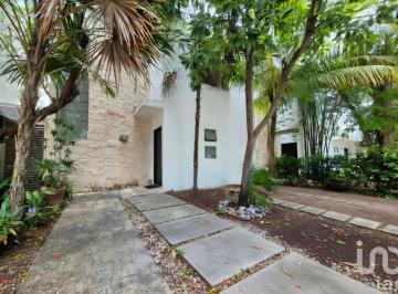Casa · 127m² · 3 Recámaras · 1 Estacionamiento · Casa en Venta Polígono Sur Jade Residencial