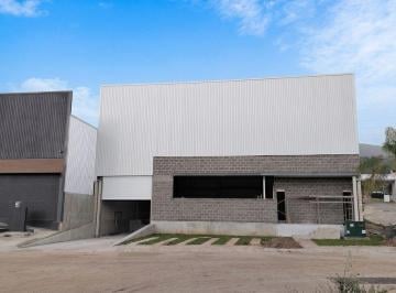 Bodega comercial , Tlajomulco de Zúñiga · Bodega Industrial en Renta en Tlajomulco de Zúñiga con Andén de Carga |