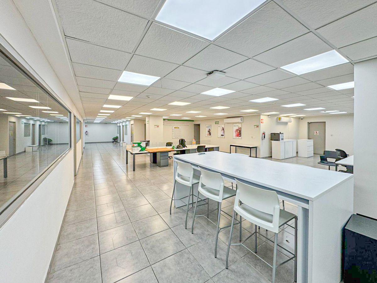 Oficinas en Renta en Contry