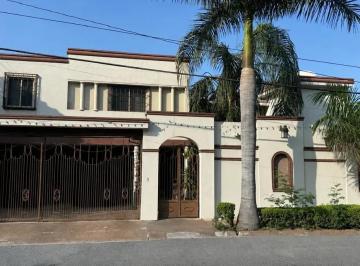 1 · Casa en Venta Cumbres 2do Sector, Mty, Nl