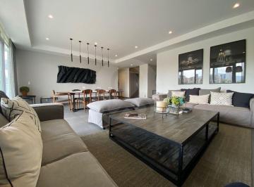 Departamento · 304m² · 3 Recámaras · 3 Estacionamientos · Departamento en Venta en Bosque Real