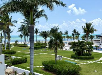 Casa · 393m² · 3 Recámaras · 2 Estacionamientos · Se Vende Casa en Novo Cancun Puerto Cancun
