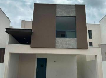 Casa de 3 habitaciones, García · Casa de 150 m² con 3 Recámaras en Renta en Adara