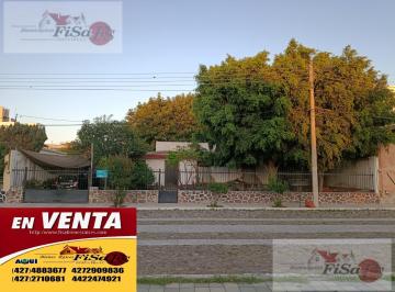 Casa · 196m² · 3 Recámaras · 3 Estacionamientos · Casa en Venta Valle de Oro