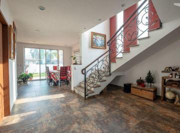Casa de 4 habitaciones, Tlajomulco de Zúñiga · Excelente Propiedad en Fraccionamiento 3 Reyes