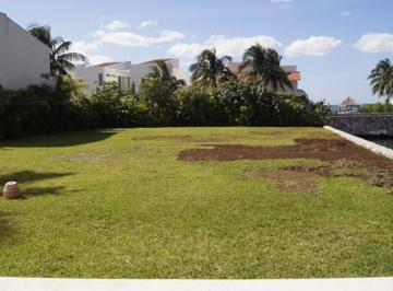 Terreno / Lote · 642m² · Terreno en Venta a Canal en Isla Dorada Cancun