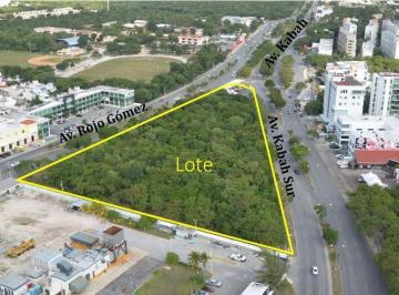 Terreno / Lote · 15924m² · Terreno en Venta en Cancun Av Kabah Sm 14