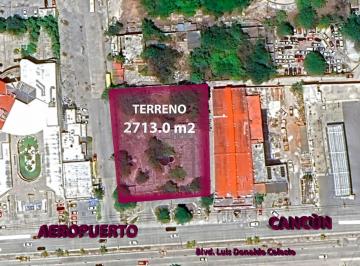Terreno / Lote · 2713m² · Terreno en Venta Av Prolongación La Luna Cancun