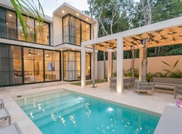 Casa · 310m² · 5 Recámaras · 2 Estacionamientos · Casa en Venta en Aldea Zamá en Tulum 5 Recámaras