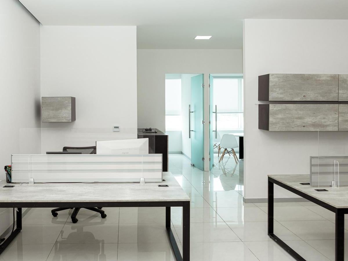 Office on Blvd. D. Colosio, 10 Minutes from Cancún Airport