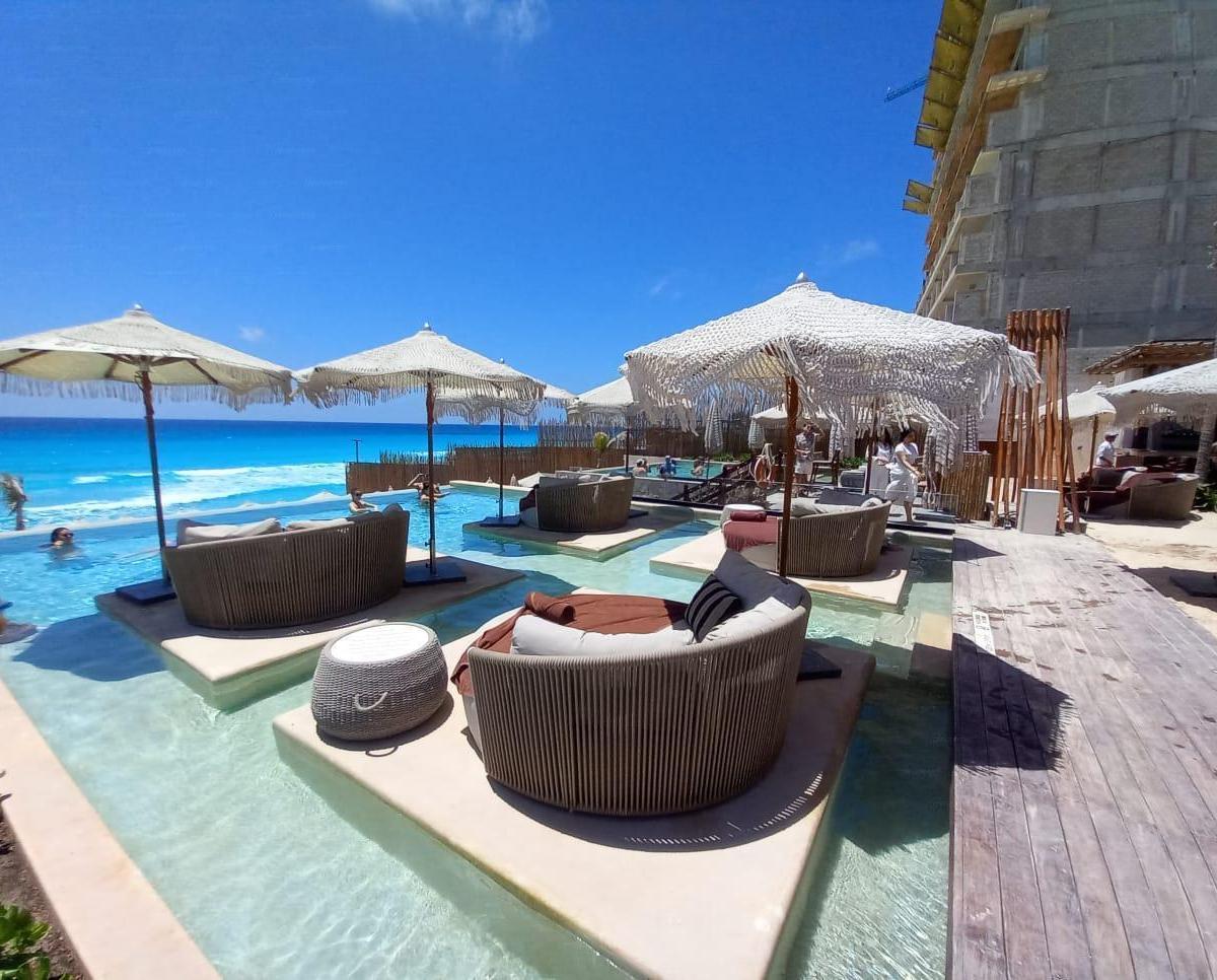 1-Bedroom Apartment for Sale in Hotel Zone