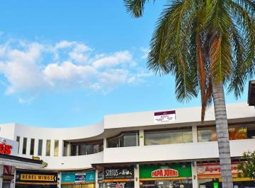 Local comercial · 75m² · Local Commercial For Rent Cancun Plaza del Angel