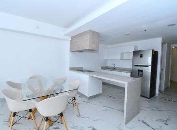 Departamento · 79m² · 2 Recámaras · 1 Estacionamiento · Departamento en Venta en Cancún Zona Hotelera con Alberca