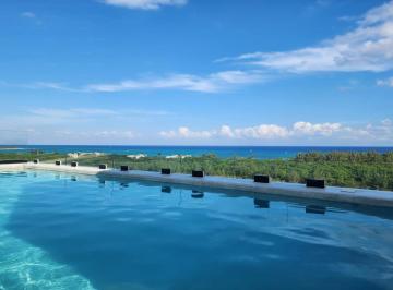 Departamento · 1 Estacionamiento · Estudio en Venta a 100 m de La Playa en Playa del Carmen