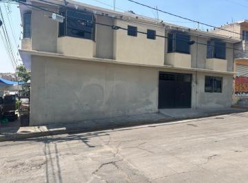 Casa · 328m² · 2 Estacionamientos · Casa en Venta, Prados Ixtacala, 4 Recámaras