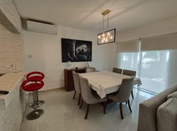 Casa · 3 Recámaras · 2 Estacionamientos · Casa en Playacar Remodelada con o Sin Muebles