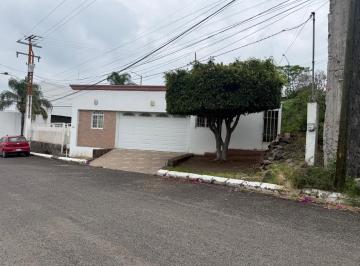Casa · 124m² · 3 Recámaras · 2 Estacionamientos · Casa en Venta en Villas de Irapuato - (4)