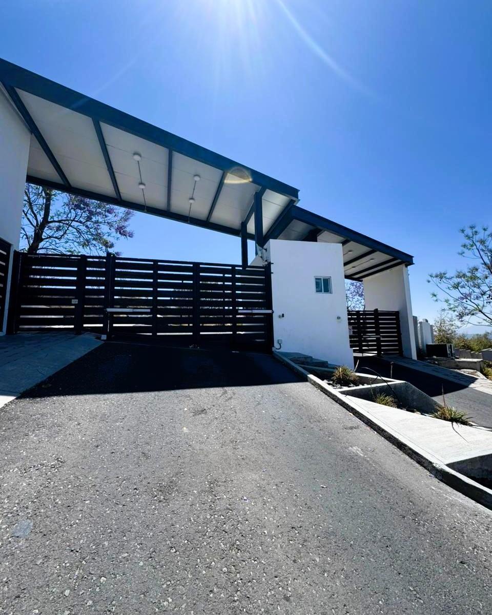 Sale of Residential Land in El Condado Condominium San Josè, Corregidora Querétaro - (4)