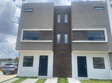 Casa en condominio · 84m² · 3 Recámaras · 1 Estacionamiento · Casa en Renta en Fraccionamiento Villas San Juan, San Juan de Las Huertas, Zinacantepec, Estado de m