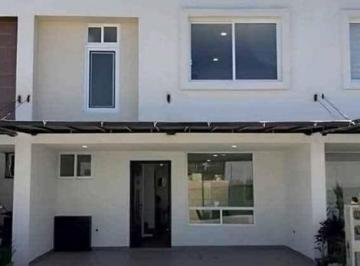 Casa · 135m² · 3 Recámaras · 2 Estacionamientos · Casa en Venta - (4)