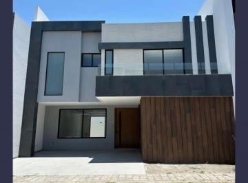 Casa · 330m² · 4 Recámaras · 2 Estacionamientos · Casa en Venta a Estrenar, Lomas de Angelópolis Puebla, Parque Querétaro, Cluster con Alberca