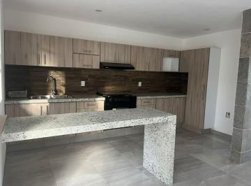 Casa de 3 habitaciones, León · Venta de Casa Nueva en Gran Jardin en Privada