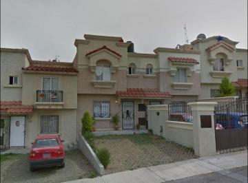 Casa de 3 habitaciones, Cuautitlán Izcalli · Casa en Venta Cuautitlán Izcalli Privada Lyon 10 Urbi Quinta Montecarlo Edomex