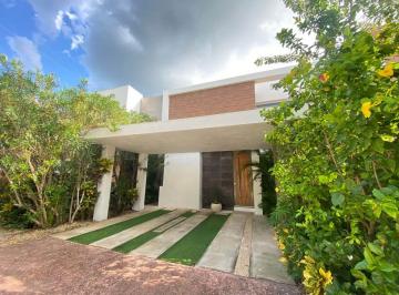 Casa de 3 habitaciones, Mérida · Casa en Renta en Merida - Privada Altozano