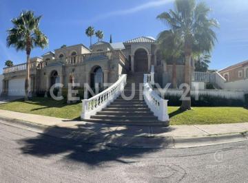 Casa · 620m² · 4 Recámaras · 4 Estacionamientos · Casa en Venta en Hacienda Santa Fe Chihuahua, Chih.