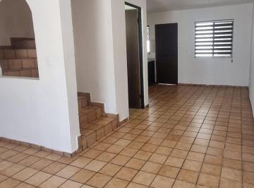 Casa de 2 habitaciones, Monterrey · Casa en Renta en Mirador de Las Mitras