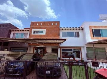 Casa · 133m² · 4 Recámaras · 3 Estacionamientos · Casa en Residencial El Refugio